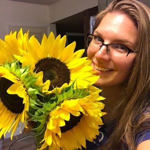 Meet your Posher, Pamela